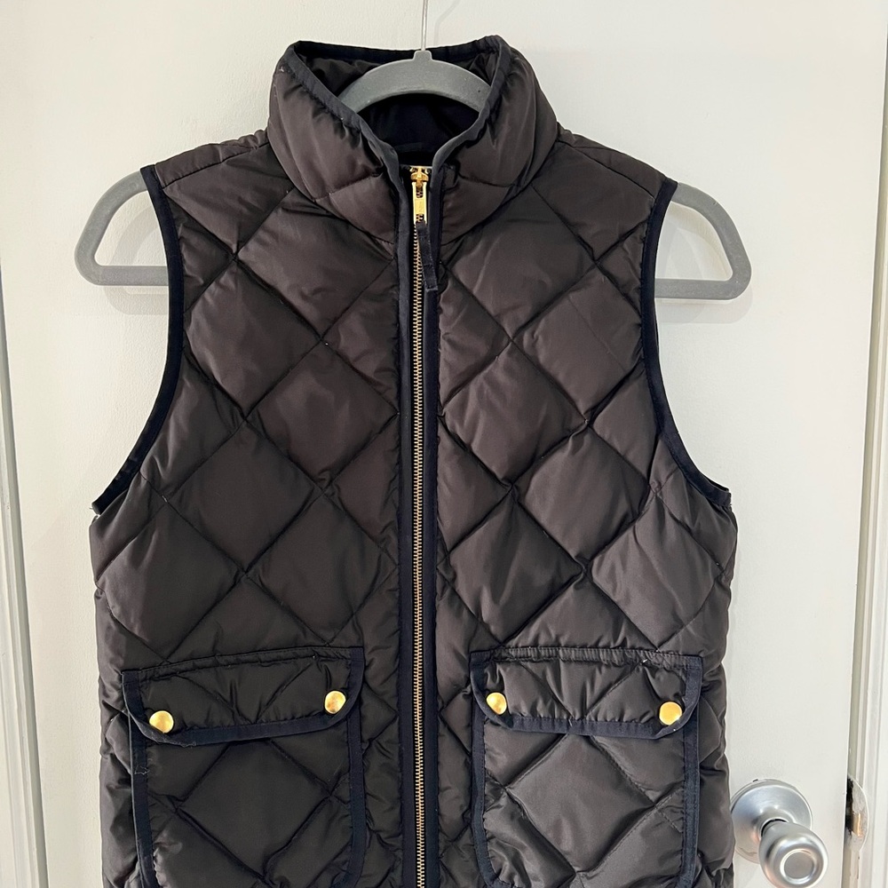 J.Crew Quilted Black Vest with Gold Accents Size XS